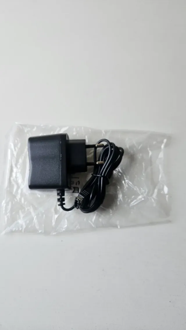 Caricabatterie NUOVO per Game Boy Advance SP e Nintendo