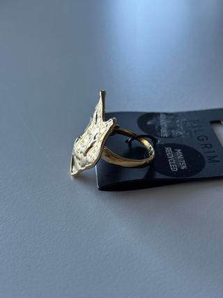 Anillo Corazón Dorado Ajustable Pilgrim