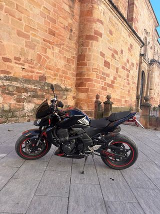 KAWASAKI Z750 año 2008