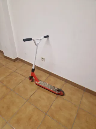 Patinete Bestial Wolf Rojo