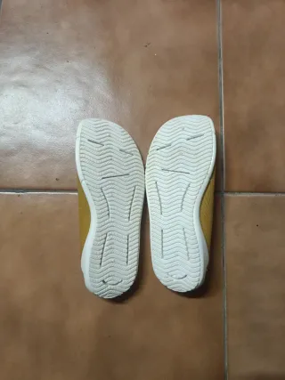 Zapatilla acqua Nabaiji gialle per bambini taglia 32