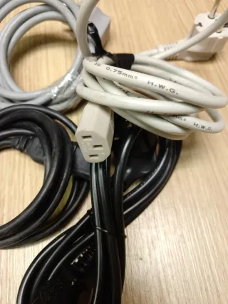 Cables de alimentación varios modelos