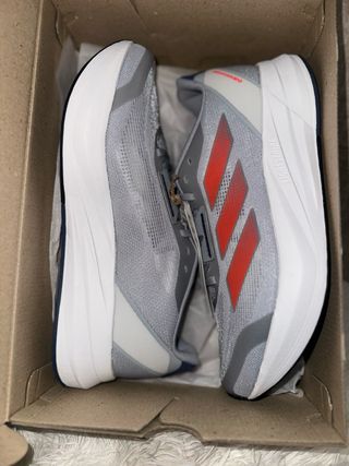 Zapatillas Adidas Gris y Naranja