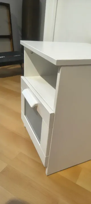 Comodino Ikea Brimnes