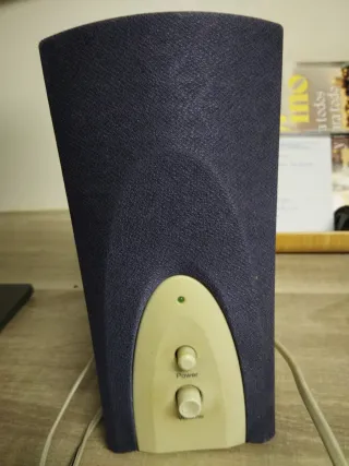 Monitor LG Flatron 15 + Altoparlanti Genius