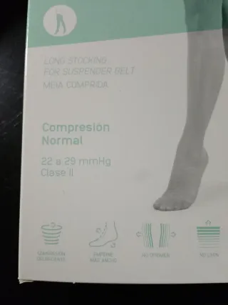 Media de compresión unisex sin estrenar. Unidad.