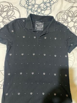 Camiseta Pull&Bear Calaveras Talla L