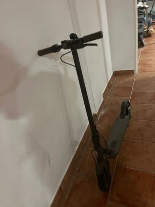 Patinete Eléctrico (Sin Batería/Controladora)