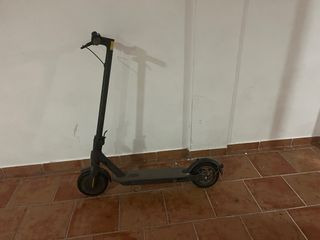 Patinete Eléctrico (Sin Batería/Controladora)