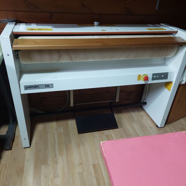 Planchadora industrial de  sabanas