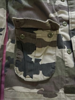 Chaqueta militar camuflaje mujer