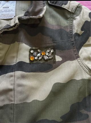 Chaqueta militar camuflaje mujer