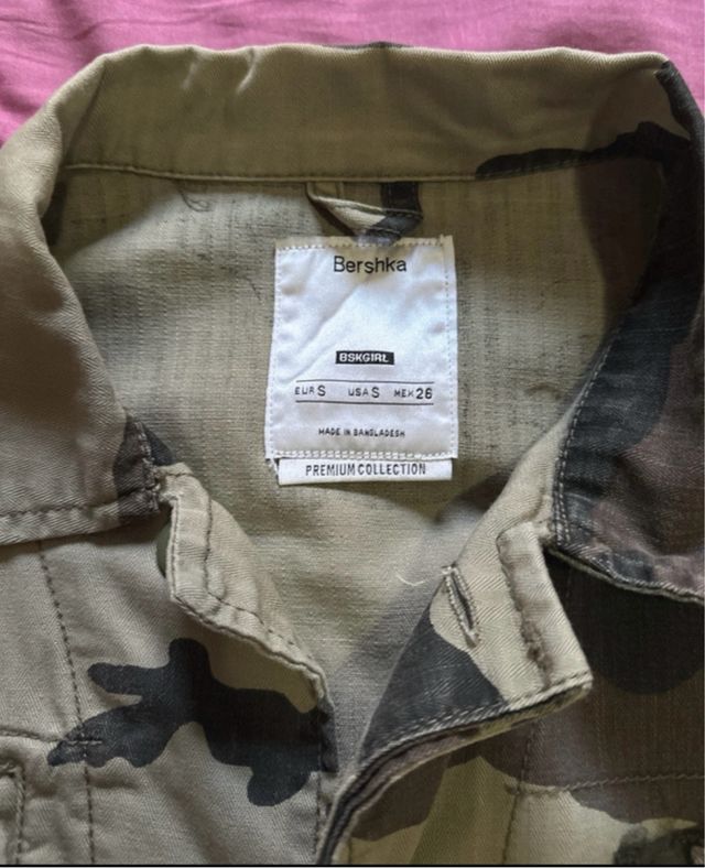 Chaqueta militar camuflaje mujer