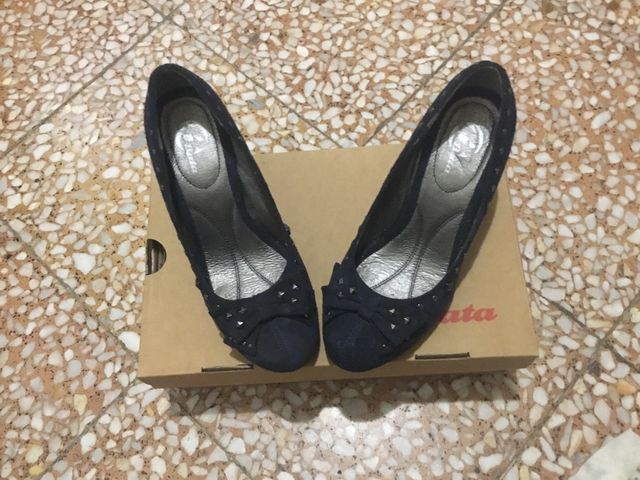 Zapatos piel de salón Bata tacón 10cm