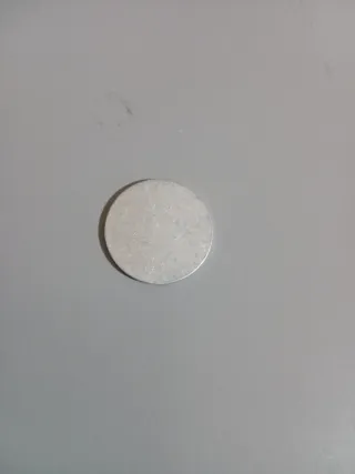 Gettone in alluminio circolare con incisione et