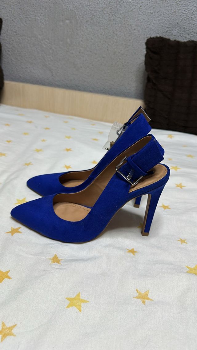 Tacones Azul Eléctrico