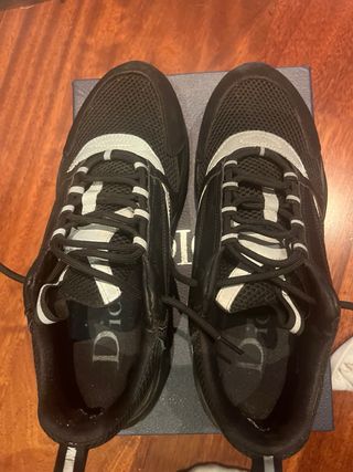Dior B22 Sneakers Negras y Plateadas