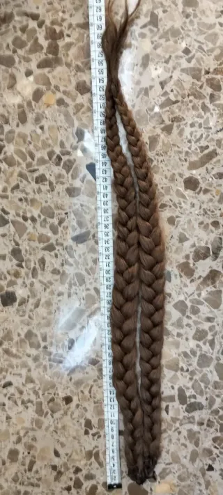 Pelo castaño claro 7 mallas y rodetes