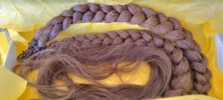 Pelo castaño claro 7 mallas y rodetes