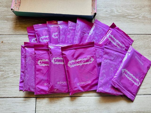 NUEVO! Pack 16 quaderni e penna con inchiostro invisibile