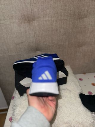 Zapatillas Adidas Azul y Blanco