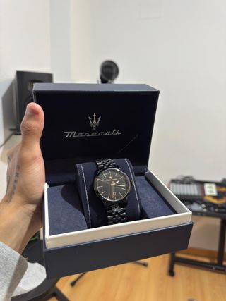Reloj Maserati Traguardo Negro y Dorado