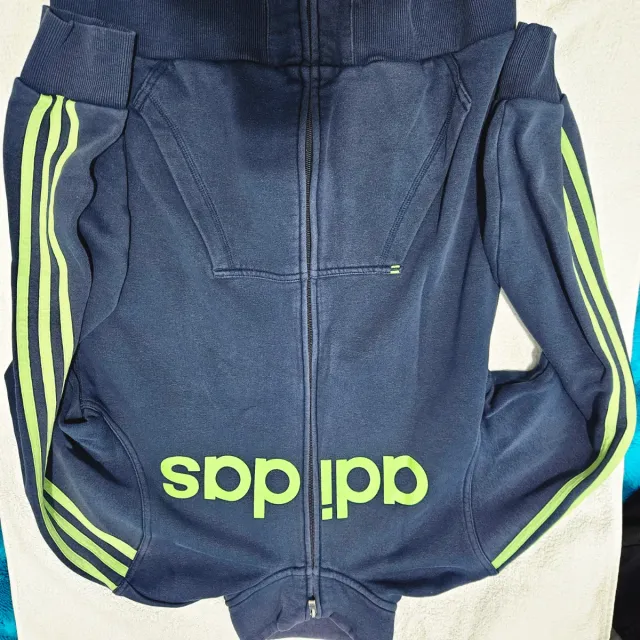 Chaqueta Adidas azul con rayas