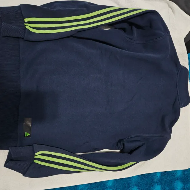 Chaqueta Adidas azul con rayas