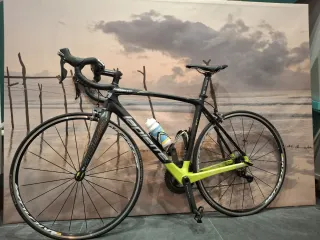 Bicicleta Carretera Lapierre Xelius EFI 800