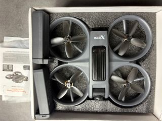 Drone FPV con gafas, 2 baterías y mando