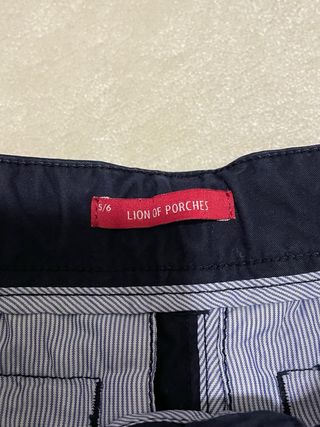 Calções de menino azuis