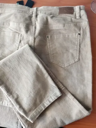 Pantalones Pilar Prieto Beige Talla XL