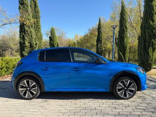 Peugeot e-208 Eléctrico GT Pack