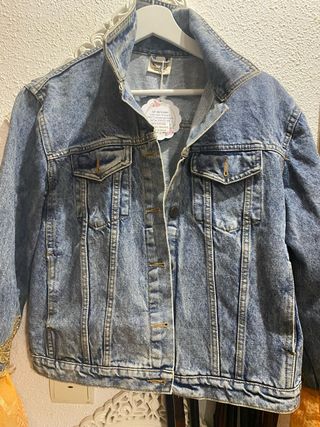 Chaqueta vaquera boho.