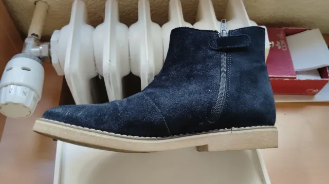 Botines piel serraje azul marino .Talla 36