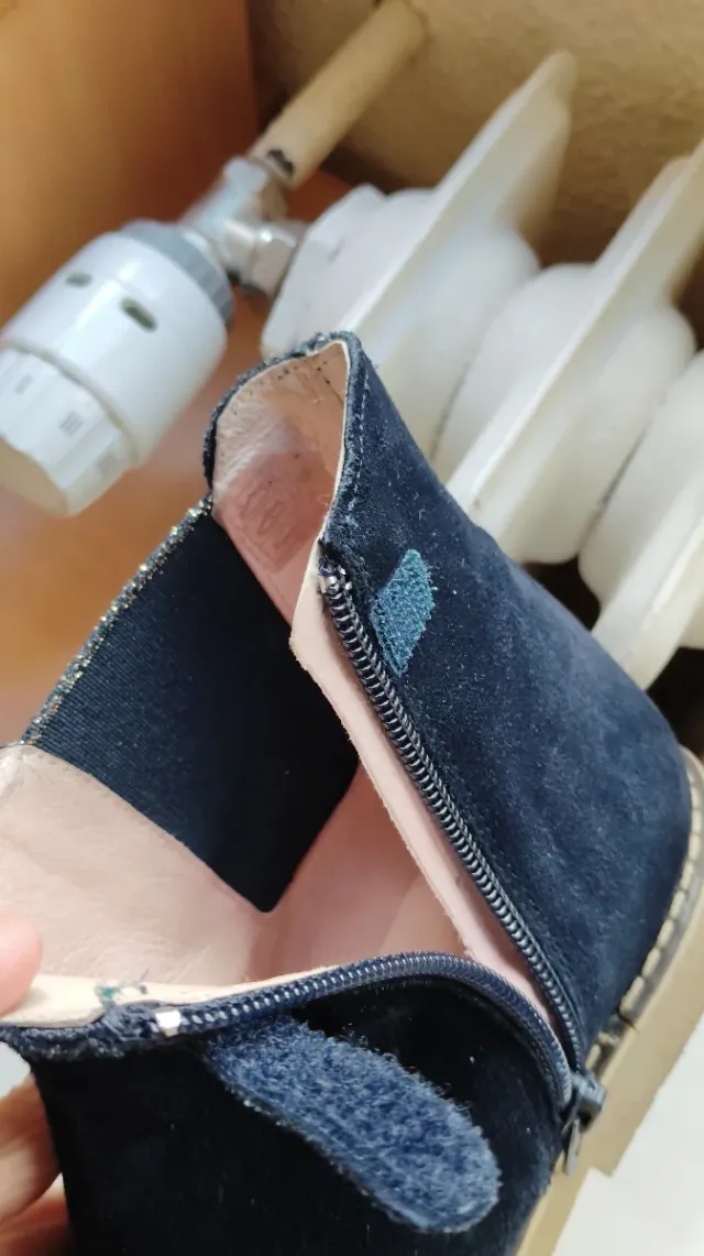 Botines piel serraje azul marino .Talla 36