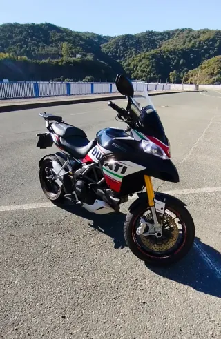 Ducati Multistrada 1200 S Touring  150 CV, maletas