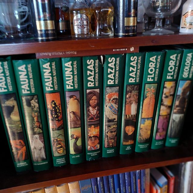 Enciclopedia de historia natural