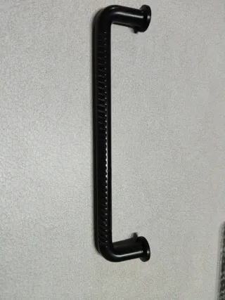 Tirador negro para muebles