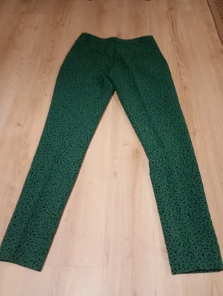 Pantalón vestir estampado verde Talla como una 36