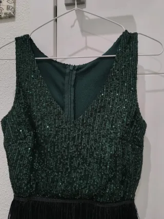 Vestido fiesta lentejuelas verdes y flecos