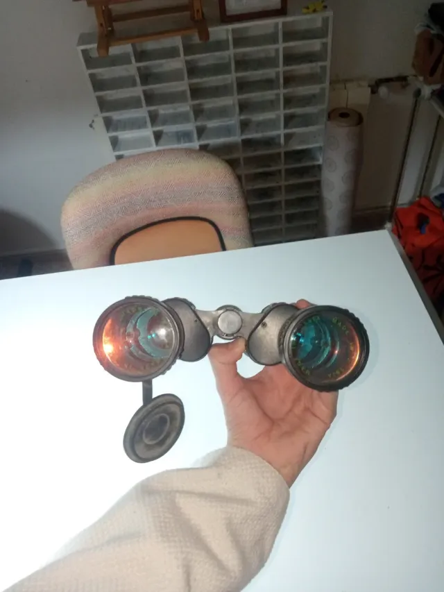 Binoculares Soviéticos