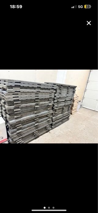 Losetas de caucho para suelo 7E cada una hay 12