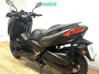 YAMAHA XMAX 300