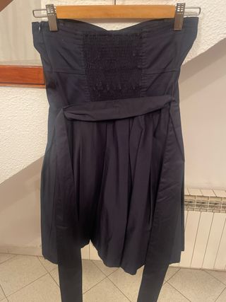 Vestido elegante azul sin tirantes