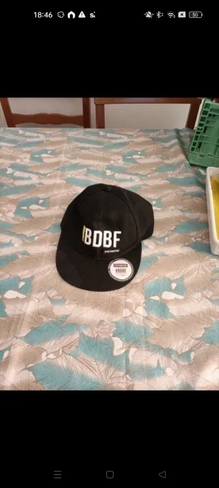 Cappello Mayama Blu e Giallo uno nero e giallo