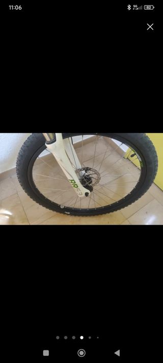 Bicicleta RockRider Blanca y Verde