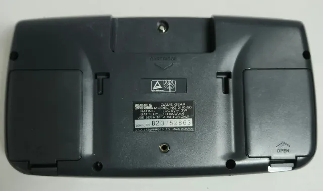 Sega Game Gear - Cambiar Condensadores