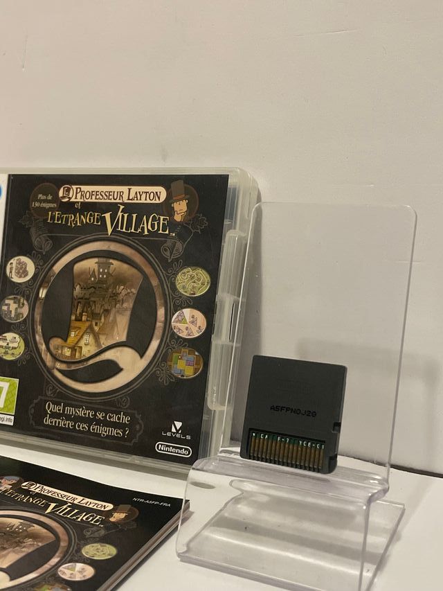 Professor Layton e a Vila Misteriosa NDS Completo