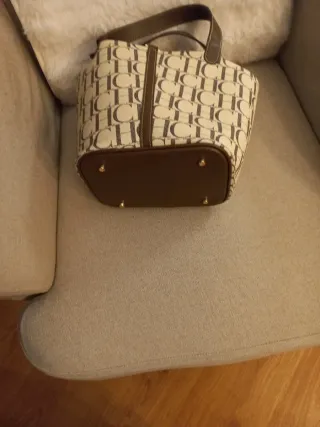 Bolso Carolina Herrera Beige y Marrón